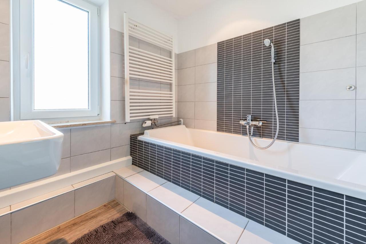 Ferienwohnung Fischach מראה חיצוני תמונה